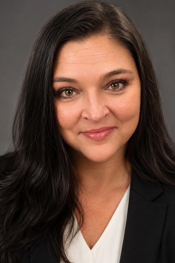 Cruise Brothers Travel Agent Jillian Chastain